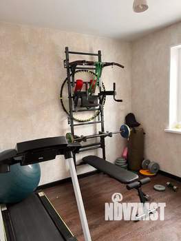 Дом 63м&sup2;, 2-этажный, участок 6 сот.  