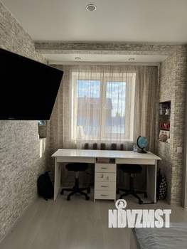 Коттедж 220м², 2-этажный, участок 6 сот.  