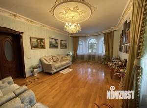 Коттедж 424м², 3-этажный, участок 11 сот.  