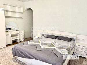 Дом 281м&sup2;, 2-этажный, участок 4 сот.  