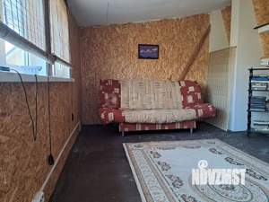 Дом 22м&sup2;, 2-этажный, участок 7 сот.  