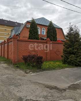 Дом 392м², 3-этажный, участок 10 сот.  