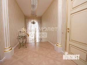 Коттедж 308м², 3-этажный, участок 22 сот.  