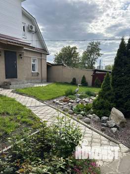 Дом 160м&sup2;, 2-этажный, участок 4 сот.  