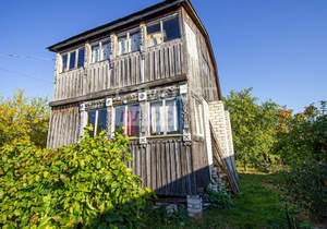 Дом 15м&sup2;, 2-этажный, участок 7 сот.  