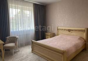 Дом 304м², 2-этажный, участок 6 сот.  