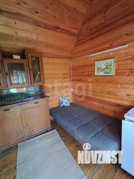 Дом 22м&sup2;, 2-этажный, участок 7 сот.  