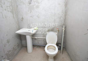 Дом 506м&sup2;, 2-этажный, участок 1590 сот.  