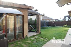 Таунхаус 179м², 2-этажный, участок 5 сот.  