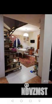 Дом 263м&sup2;, 2-этажный, участок 4 сот.  