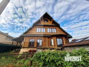 Дом 459м&sup2;, 3-этажный, участок 5 сот.  