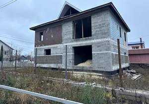 Дом 230м², 2-этажный, участок 6 сот.  