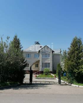Дом 319м², 2-этажный, участок 17 сот.  