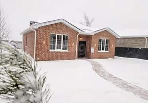 Дом 121м&sup2;, 1-этажный, участок 7 сот.  