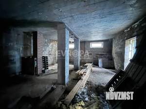 Дом 226м&sup2;, 3-этажный, участок 2 сот.  