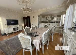 Коттедж 424м², 3-этажный, участок 11 сот.  