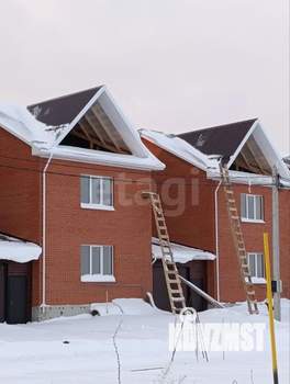 Дом 197м&sup2;, 2-этажный, участок 4 сот.  