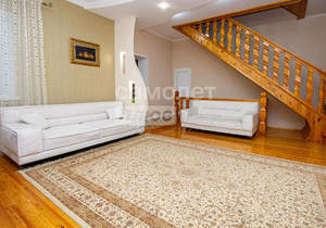 Дом 238м&sup2;, 2-этажный, участок 6 сот.  