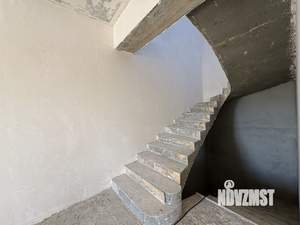 Коттедж 277м&sup2;, 3-этажный, участок 3 сот.  