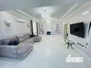 Коттедж 240м&sup2;, 2-этажный, участок 9 сот.  