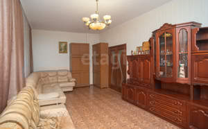 Дом 284м², 3-этажный, участок 5 сот.  