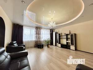 Дом 250м&sup2;, 2-этажный, участок 10 сот.  