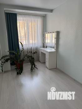 Коттедж 220м², 2-этажный, участок 6 сот.  