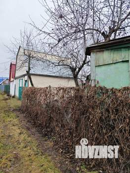 Дом 30м², 2-этажный, участок 3 сот.  