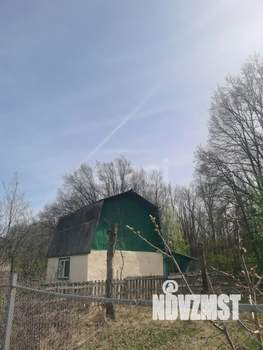 Дом 30м&sup2;, 2-этажный, участок 4 сот.  