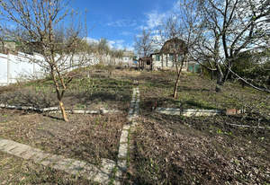 Дом 30м², 2-этажный, участок 5 сот.  