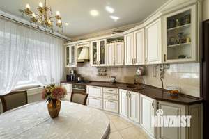 Дом 127м&sup2;, 2-этажный, участок 5 сот.  