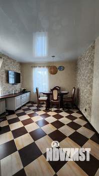 Дом 100м², 2-этажный, участок 3 сот.  