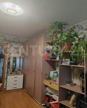 Дом 263м², 2-этажный, участок 4 сот.  
