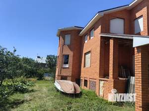 Дом 200м&sup2;, 2-этажный, участок 8 сот.  