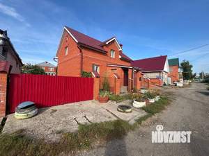 Коттедж 220м&sup2;, 2-этажный, участок 7 сот.  