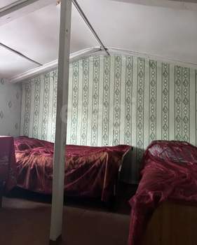 Дом 16м&sup2;, 2-этажный, участок 6 сот.  