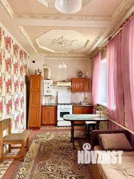 Дом 160м&sup2;, 2-этажный, участок 8 сот.  