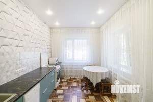 Дом 146м&sup2;, 3-этажный, участок 13 сот.  