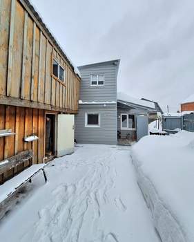 Дом 84м&sup2;, 2-этажный, участок 4 сот.  