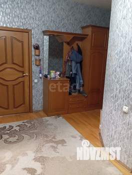 Дом 300м&sup2;, 2-этажный, участок 8 сот.  