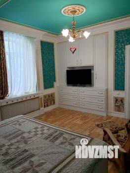 Дом 256м², 2-этажный, участок 8 сот.  