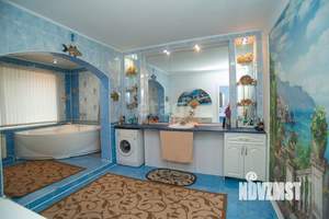 Дом 324м², 3-этажный, участок 10 сот.  