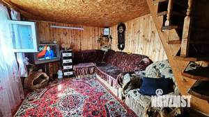 Дом 60м&sup2;, 2-этажный, участок 6 сот.  