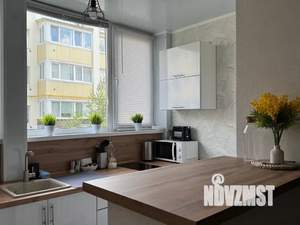 Студия квартира, посуточно, 24м2, 1/3 этаж