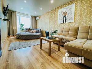 1-к квартира, посуточно, 35м2, 2/10 этаж