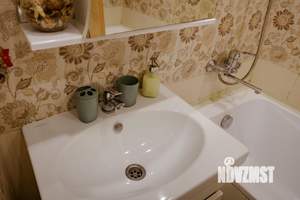 2-к квартира, посуточно, 64м2, 1/1 этаж