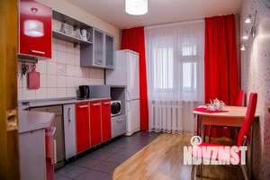 1-к квартира, посуточно, 45м2, 1/10 этаж