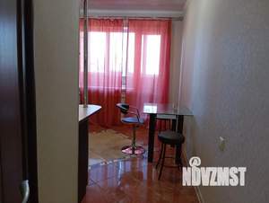 1-к квартира, посуточно, 42м2, 6/9 этаж