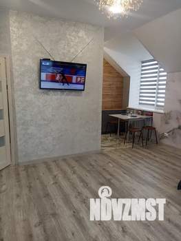 Студия квартира, посуточно, 45м2, 3/3 этаж