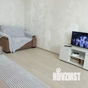 1-к квартира, посуточно, 33м2, 15/18 этаж